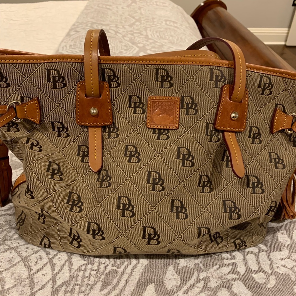Dooney and Bourke purse
